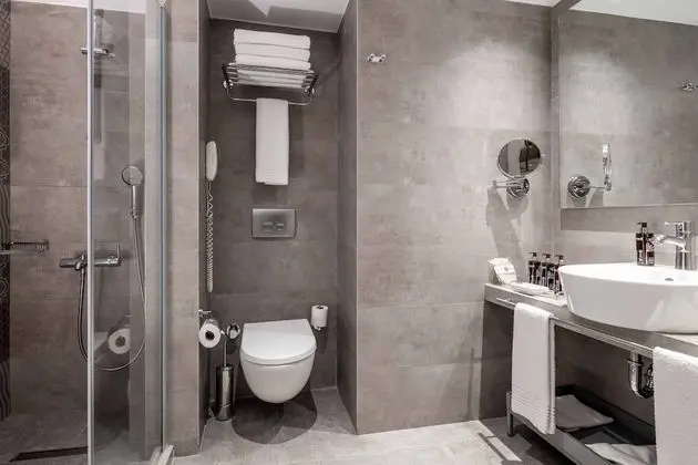 Deluxe Dört Kişilik Oda, Havuz Kullanımı (2 Adults 2 Children)