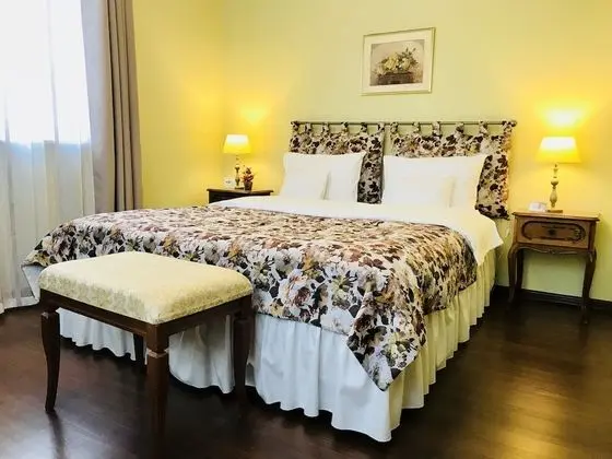 Standard Tek Büyük Yataklı Oda