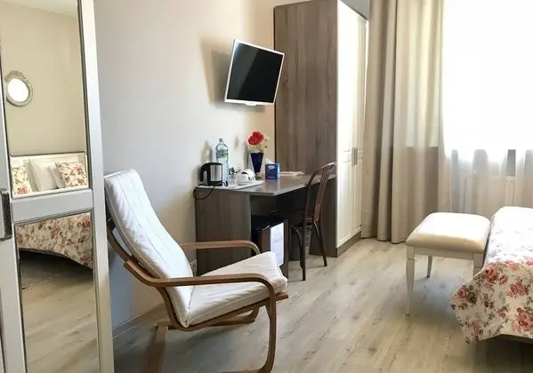 Standard Tek Büyük Yataklı Oda