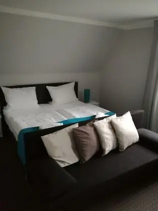 Basic Tek Büyük Yataklı Oda