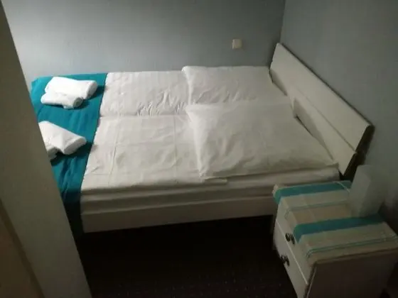 Tek Büyük Yataklı Oda