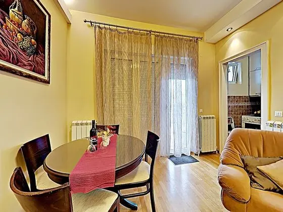City Apart Daire, 1 Büyük (Queen) Boy Yatak ve Çekyat, Balkon, Şehir Manzaralı