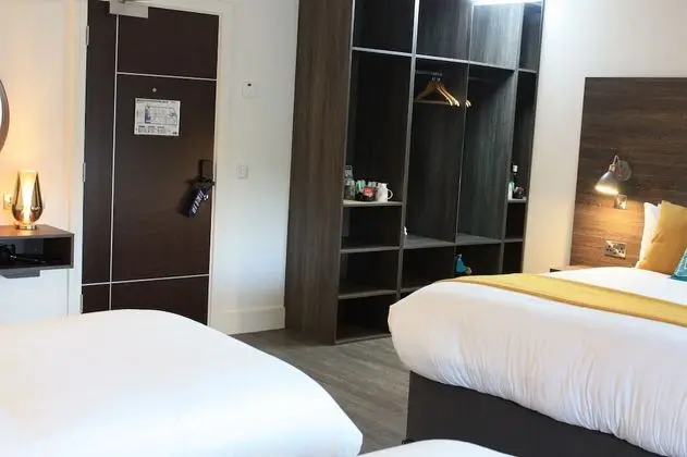Comfort Dört Kişilik Oda