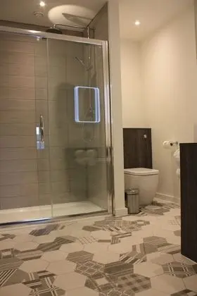 Deluxe Dört Kişilik Oda