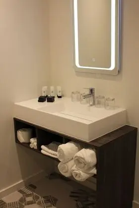Luxury Tek Büyük Yataklı Oda
