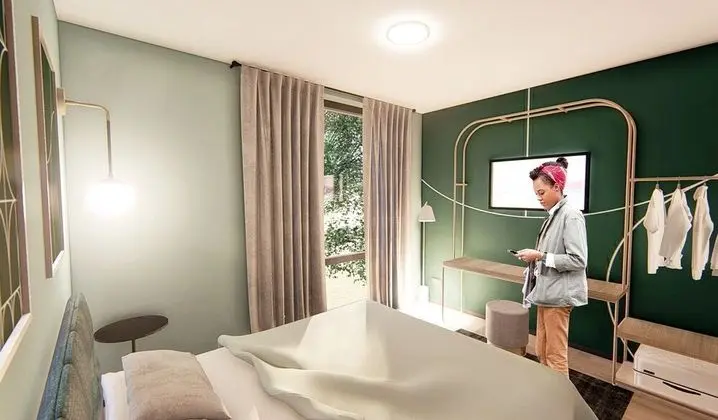 City Tek Büyük Yataklı Oda