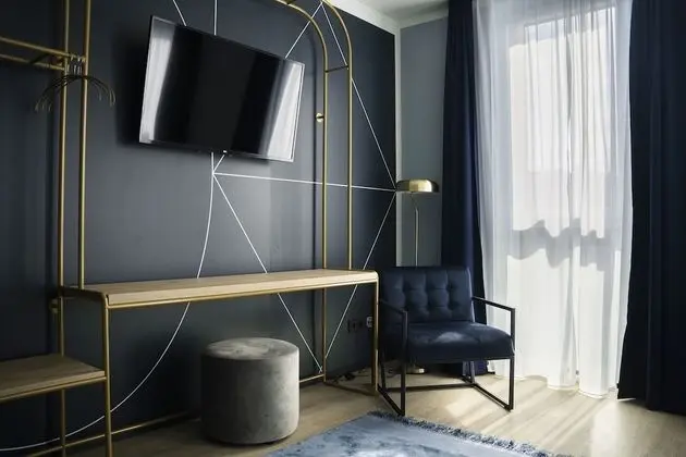 Comfort Tek Büyük Yataklı Oda