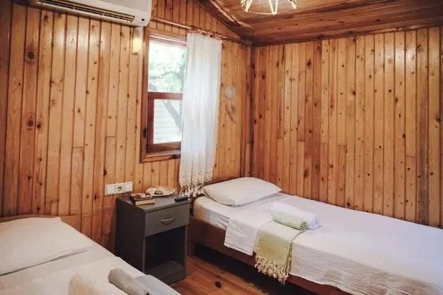 Bungalow - İki Ayrı Yataklı, Bahçe Manzaralı