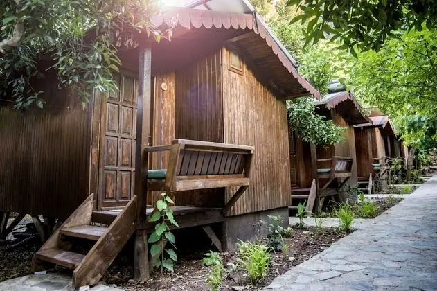 Deluxe Tek Büyük veya İki Ayrı Yataklı Oda