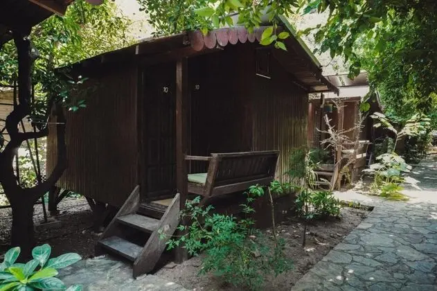 Standart Oda, Bahçe Manzaralı