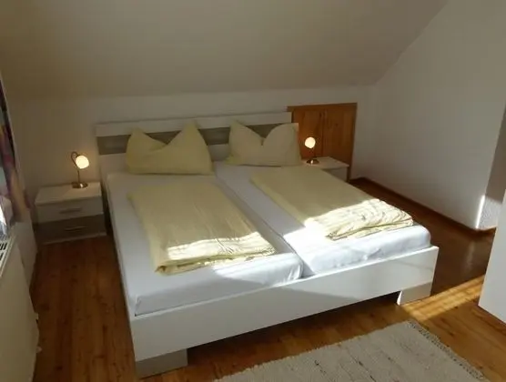 Basic Apart Daire, Birden Çok Yatak, Balkon