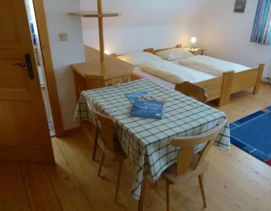 Basic Apart Daire, Zemin Kat