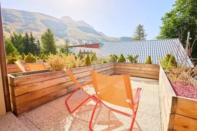 Club Tek Büyük veya İki Ayrı Yataklı Oda