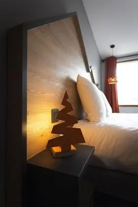 Club Tek Büyük veya İki Ayrı Yataklı Oda