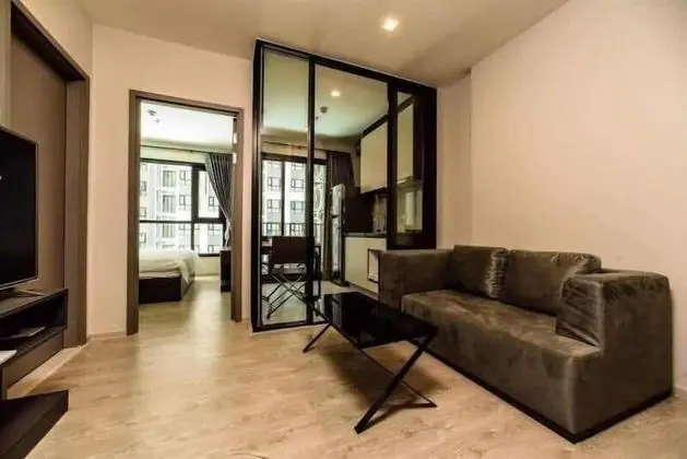 1-Bedroom Condo