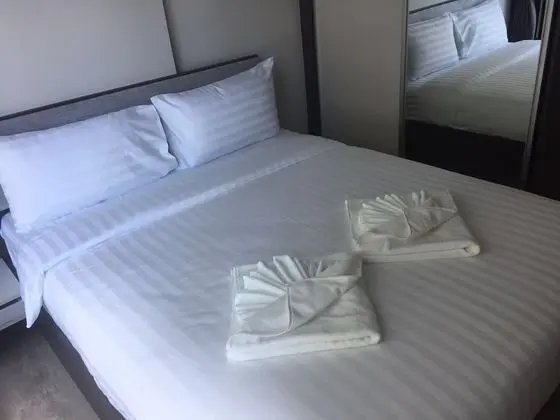 1-Bedroom Condo