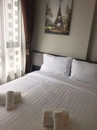 1-Bedroom Condo