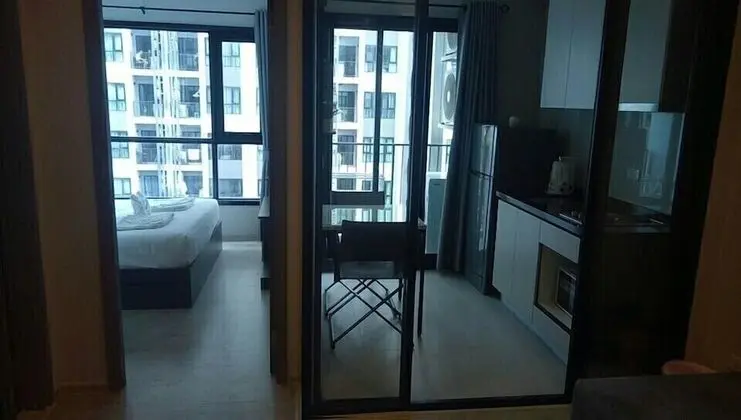 1-Bedroom Condo