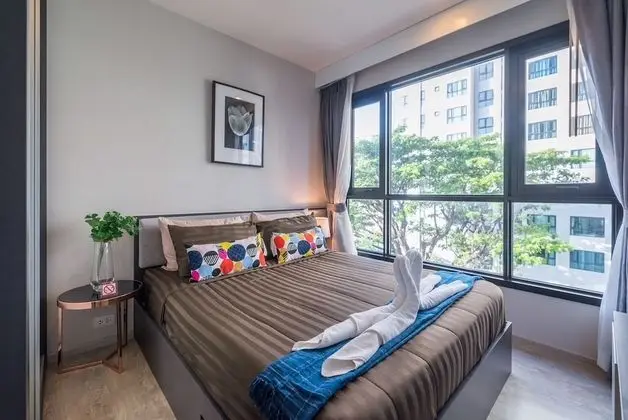 1-Bedroom Apartment