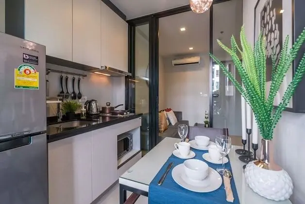 1-Bedroom Apartment