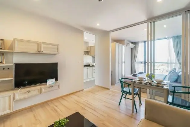 1 Bedroom Apartment