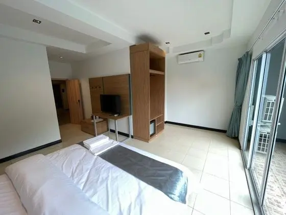 Tek Büyük Yataklı Oda, Balkon