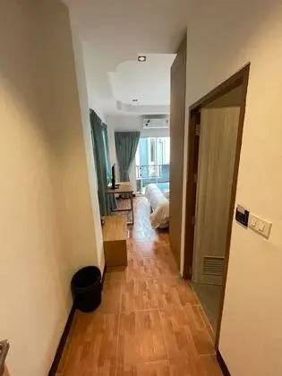 Tek Büyük Yataklı Oda, Balkon