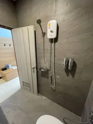 Tek Büyük Yataklı Oda, Balkon