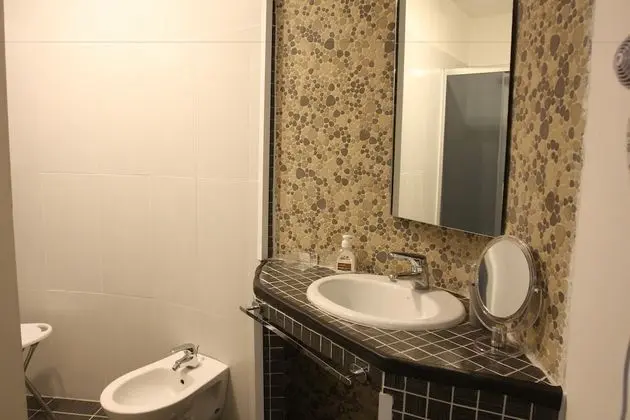 City Tek Büyük veya İki Ayrı Yataklı Oda