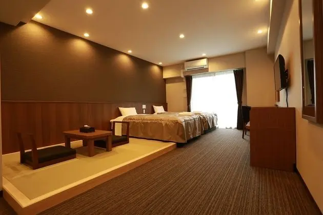 Deluxe Dört Kişilik Oda, Sigara İçilmez