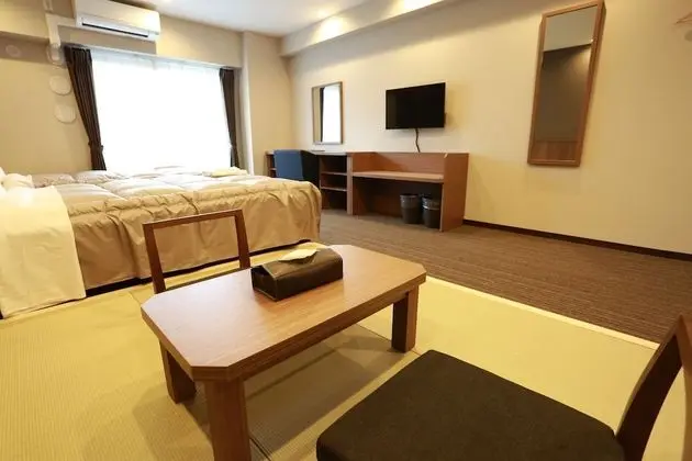 Deluxe Dört Kişilik Oda, Sigara İçilmez