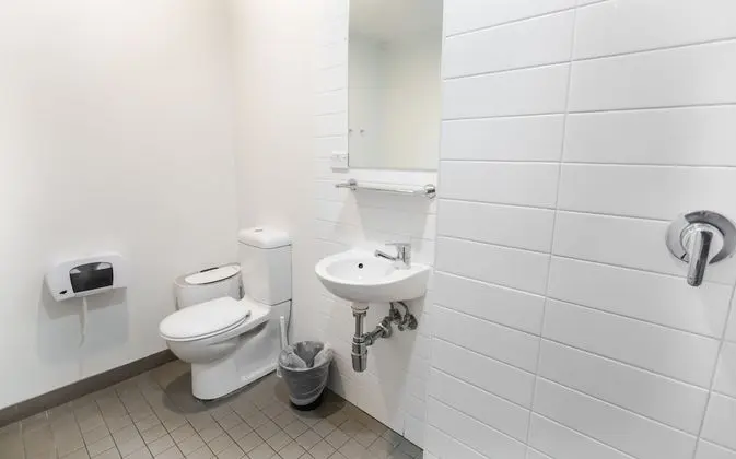Ortak Ranzalı Oda, Karma Ranzalı Oda, Ortak Banyo