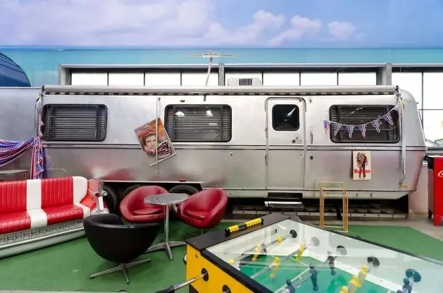Caravan Deluxe