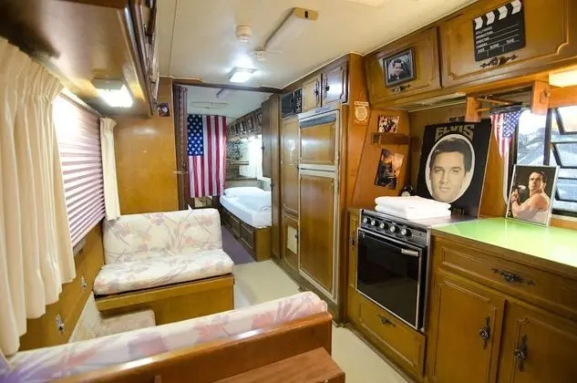 Caravan Deluxe