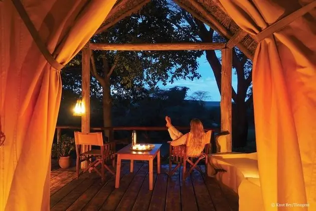 Tek Büyük veya İki Ayrı Yataklı Oda, Teras, Nehir Manzaralı