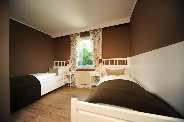 Economy Twin Room Single Use, 2 Twin Beds, Resort View