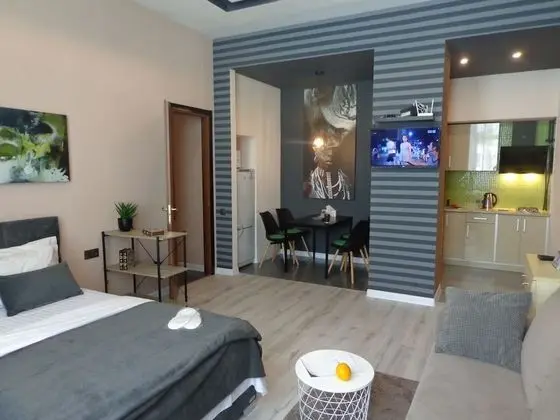 Deluxe Apart Daire, 2 Yatak Odası (Liuteranskaya, 3, ap. 39)