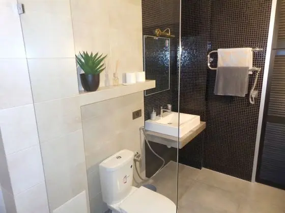 Deluxe Apart Daire, 2 Yatak Odası (Liuteranskaya, 3, ap. 39)