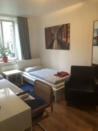 Tek Büyük Yataklı Oda