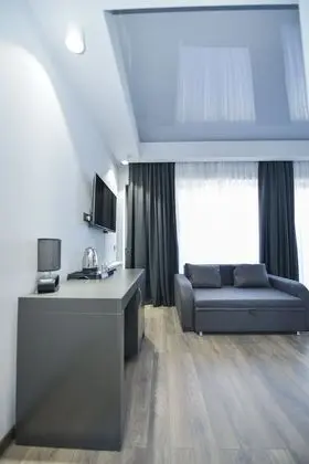 Süit, 1 Çift Kişilik Yatak ve Çekyat, Balkon