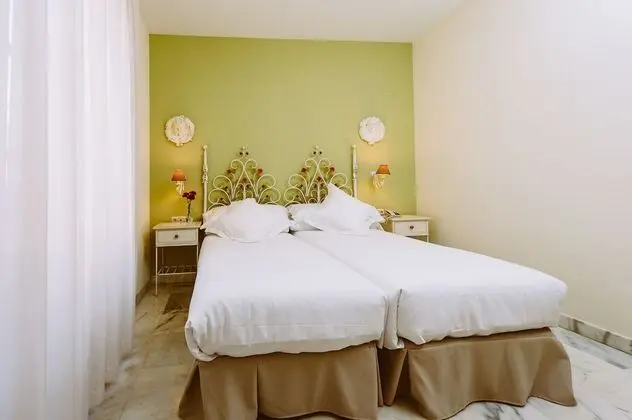 İki Ayrı Yataklı Oda, Balkon, Şehir Manzaralı