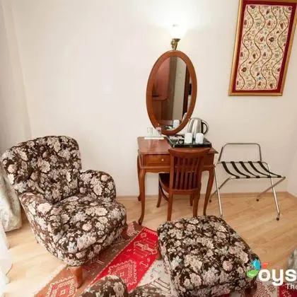 Bodrum Kat Standard Triple Oda