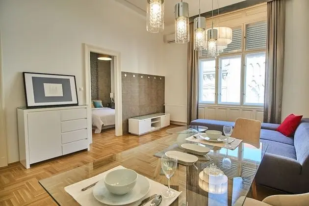 Exclusive Apart Daire, Sigara İçilmez