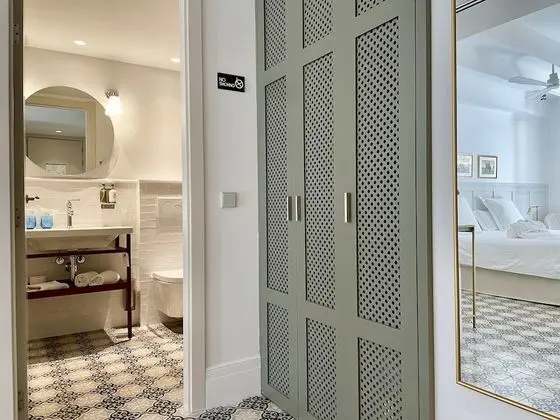 Standard Tek Büyük Yataklı Oda, Şehir Manzaralı