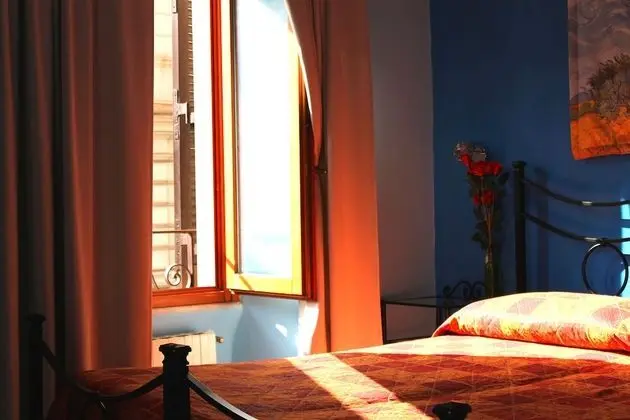 Üç Kişilik Oda, Banyolu/Duşlu