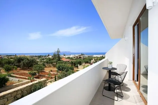 Deluxe Üç Kişilik Oda, Deniz Manzaralı