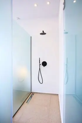 Deluxe Üç Kişilik Oda, Deniz Manzaralı