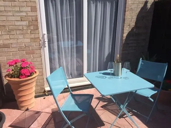 Üç Kişilik Oda, Banyolu/Duşlu, Bahçe Manzaralı