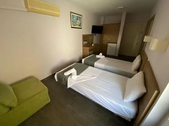 Çift Kişilik, Şehir Manzaralı