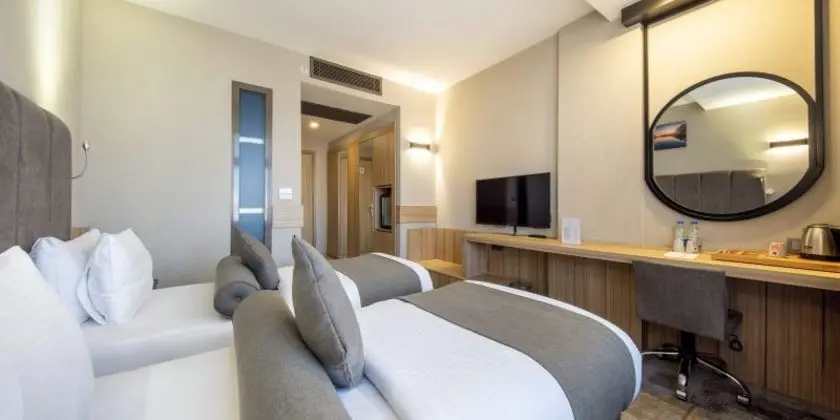 Standard Custom İki Yataklı Oda